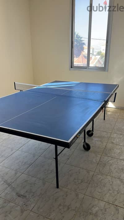 STIGA ping pong table