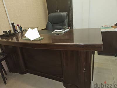 Business Desk + 3 Chairs