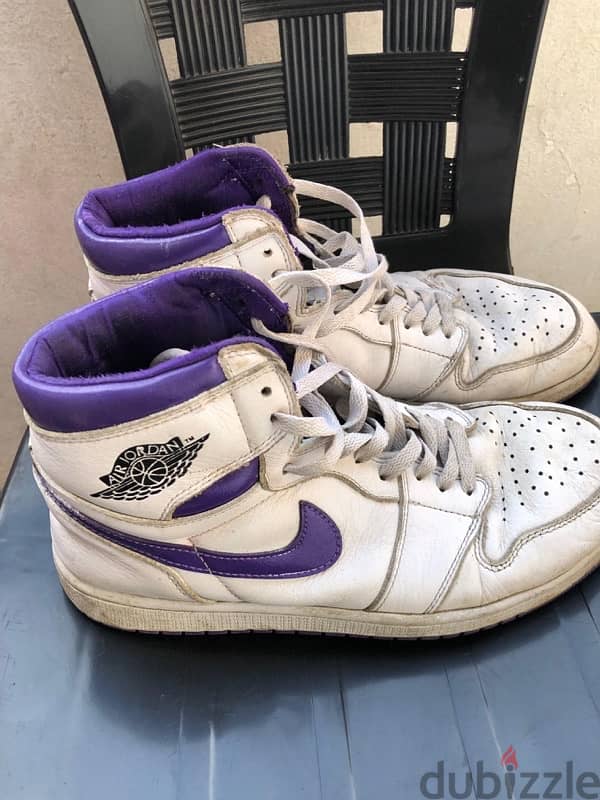 nike white and purple 0