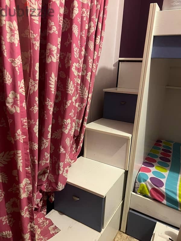 trippel bunk bed with closet 2