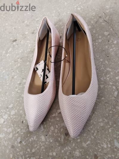 women's ballet flat