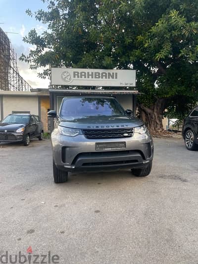 Land Rover Discovery 2018 first edition