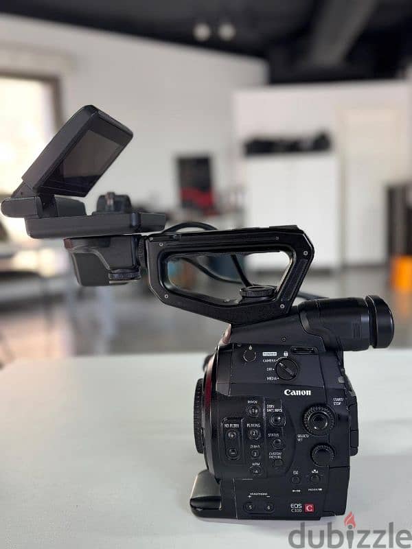 Canon EOS C300 MKI 1