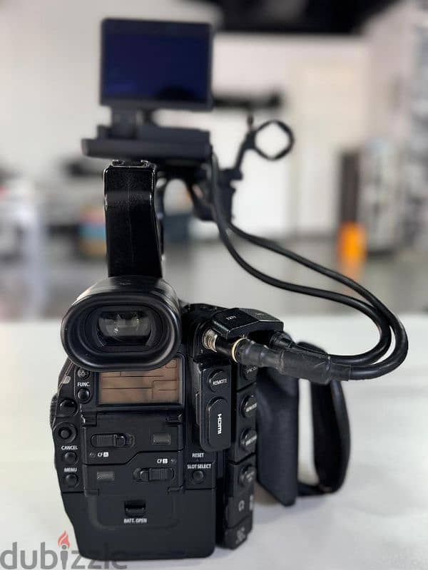 Canon EOS C300 MKI 4