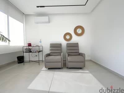 JH25-3849 Office / Clinic 170m2 for rent in Hazmieh, $ 1,500 cash