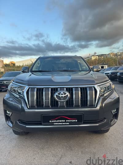 Toyota Land Cruiser Prado VX 2022! Company Source !!! Like Neww