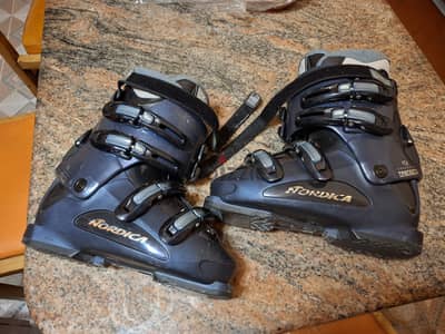 Ski boots nordica size 40-42