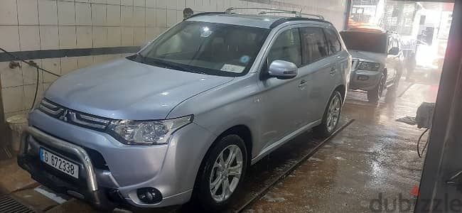 Mitsubishi Outlander 2014