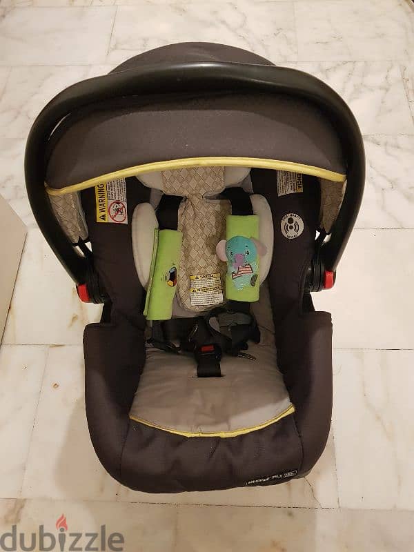 Graco stoller and car seat 2