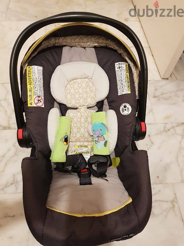 Graco stoller and car seat 8