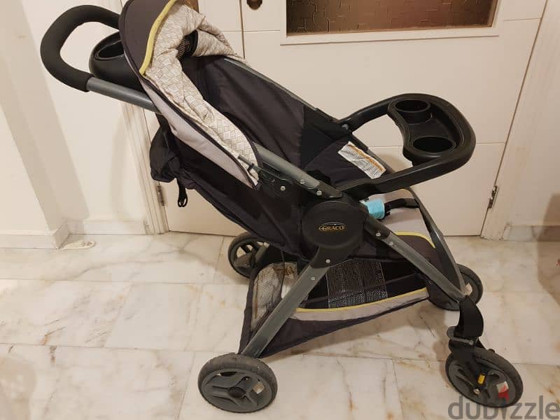 Graco stoller and car seat 9