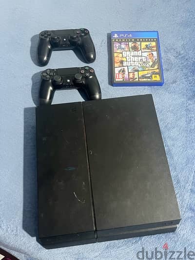 ps4 used with 2 controllers and GTA V