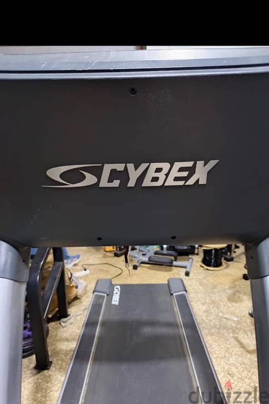 Cybex Treadmill 0