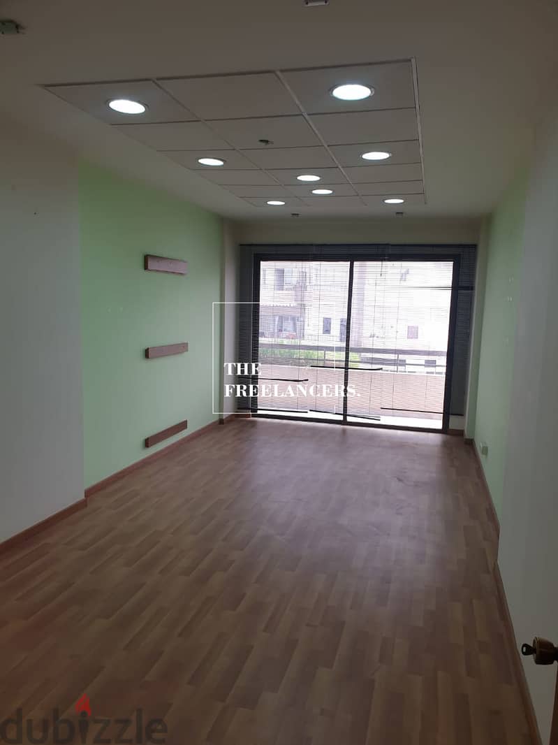 Office for rent in Antelias مكتب للإيجار في انطلياس TIR3033 0