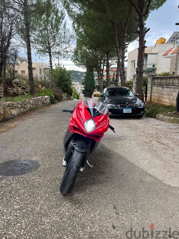 mv agusta F4R 0