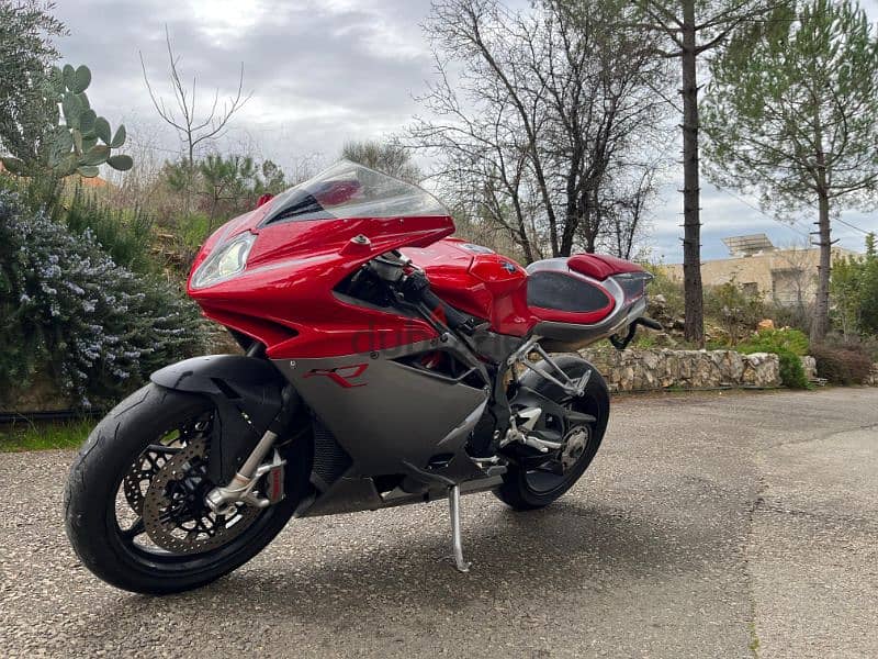 mv agusta F4R 7