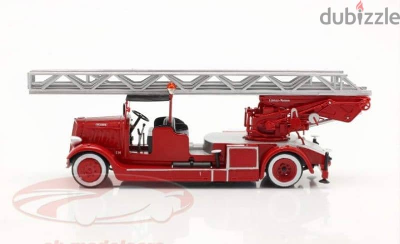 Delahaye 103 Fire Truck diecast car model 1;43. 2