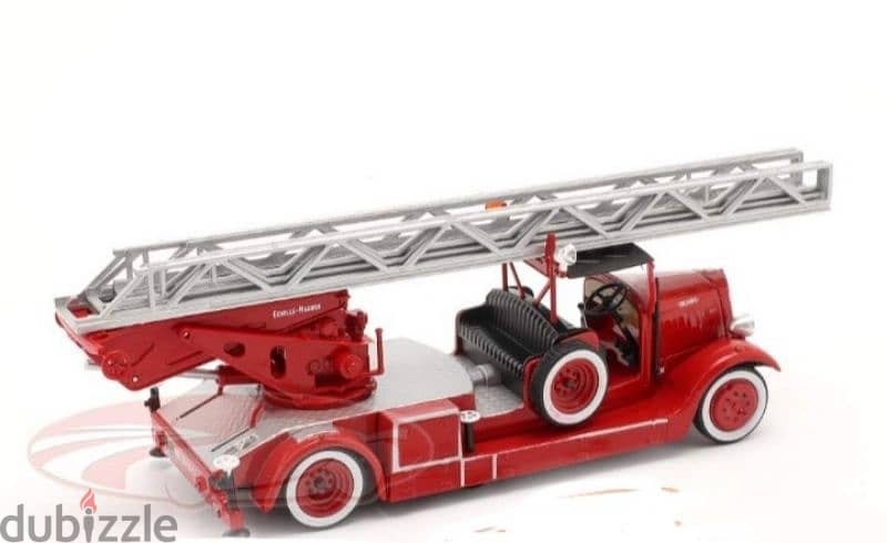 Delahaye 103 Fire Truck diecast car model 1;43. 4