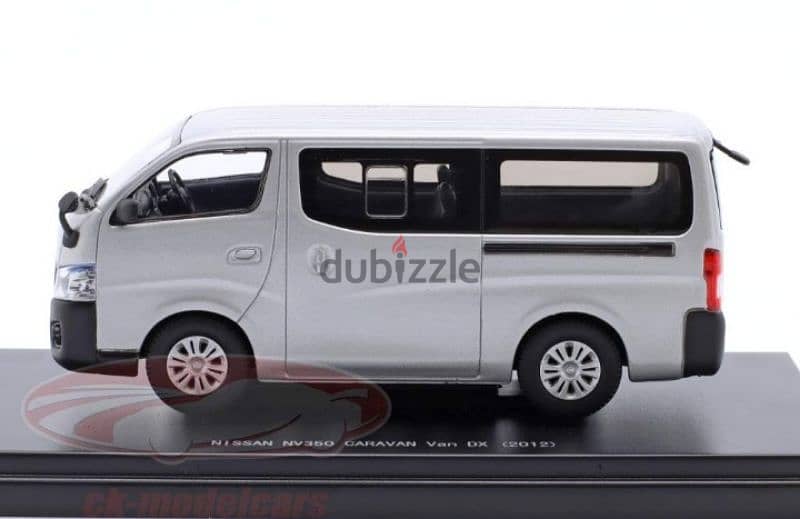 Nissan NV350 Van 2012 diecast car model 1;43. 2