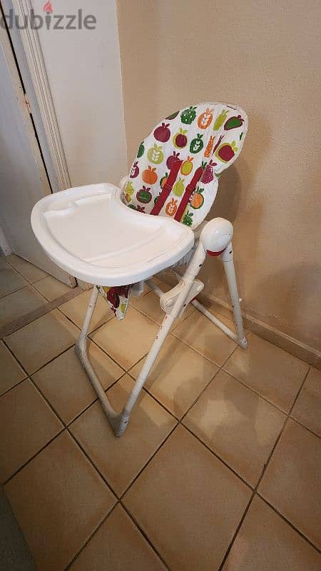 Baby bath tab and adjustable high chair 2