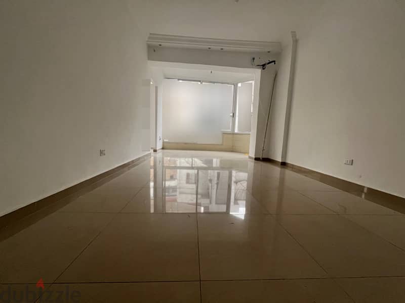 Luminous Brand New apartment-New Building-Calm neighborhood-Central 0