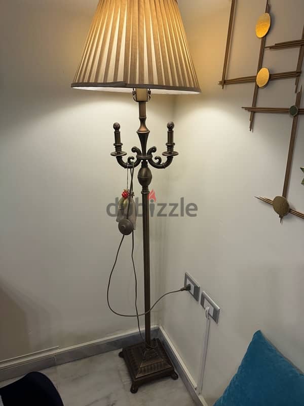 floor lamp like new 1