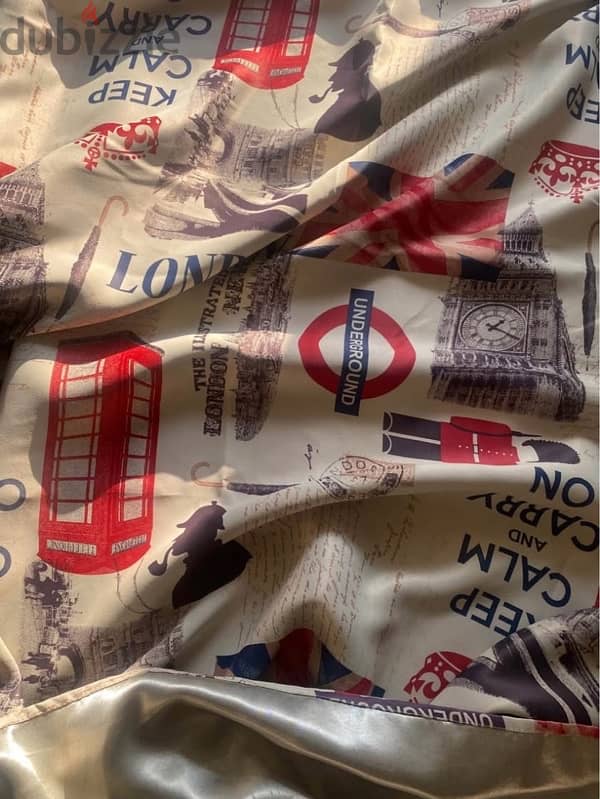 London theme curtains 3