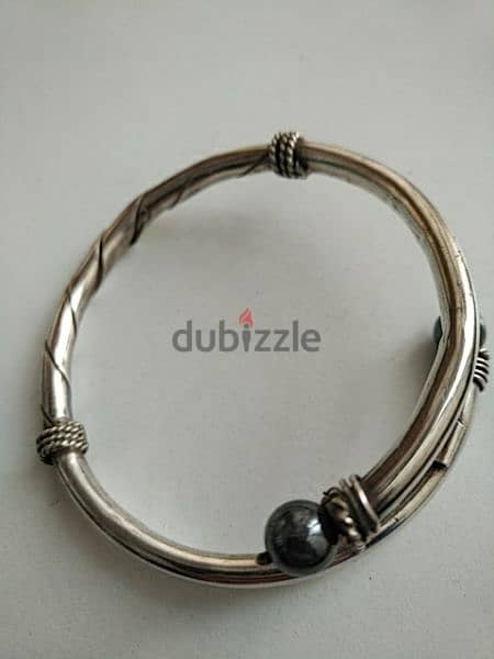 Old stylish bracelet - Not Negotiable 3