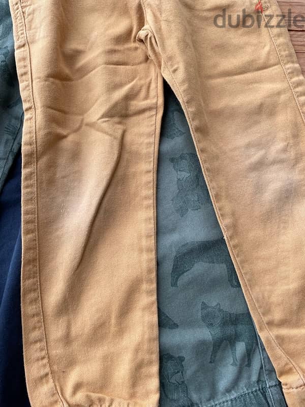 A set of 3 Boys H&M trousers 3