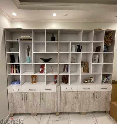 excellent condition bookshelf