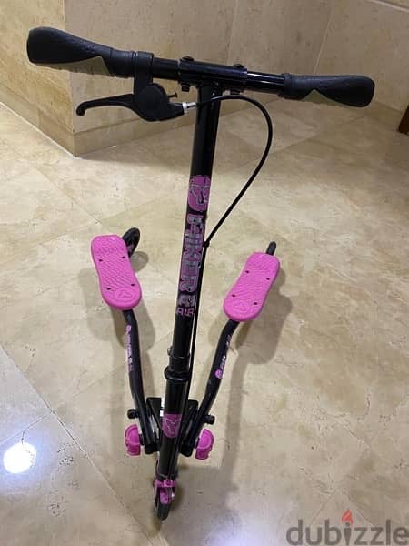 2scooters +2kids bicycles, 4pieces 80$ 2