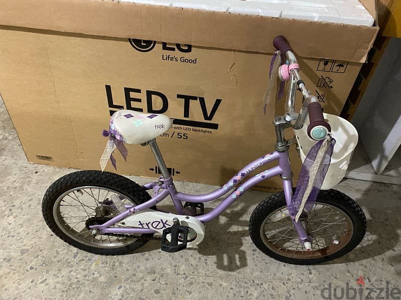 2scooters +2kids bicycles, 4pieces 80$ 8