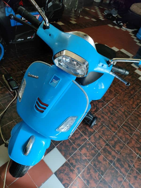 moto vespa for kids 1