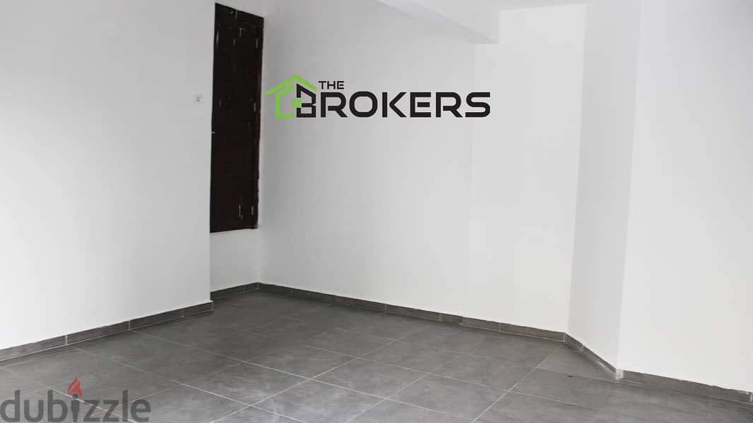 Shop for Rent in Adlieh  محل للايجار في العدلية 0