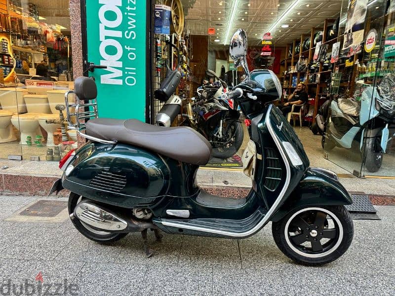 vespa gts 1