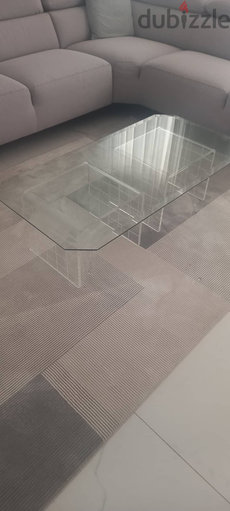 glass table with plexiglass support 3