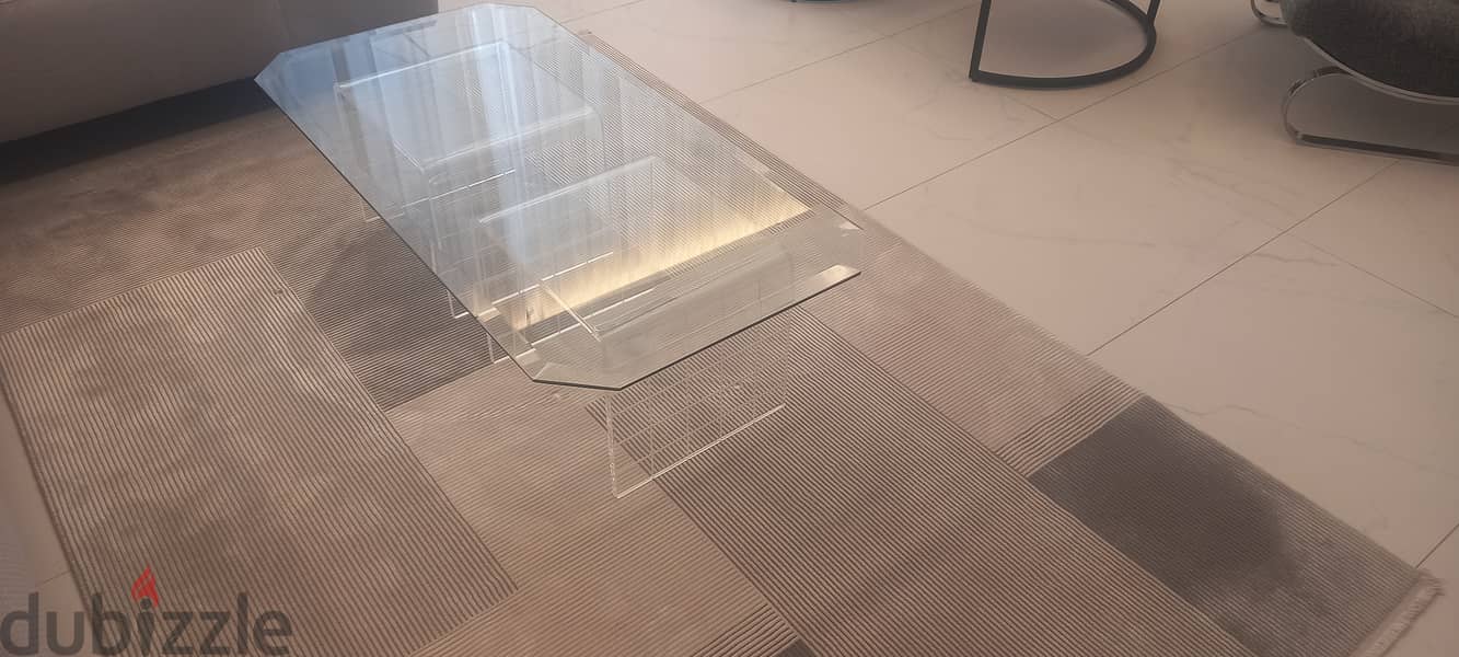 glass table with plexiglass support 5