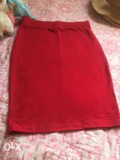 Nice red skirt (pull and Bear) Size Large