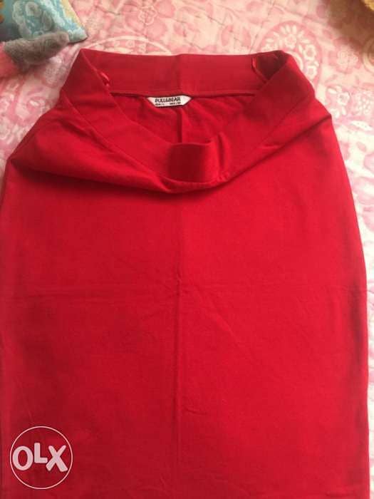 Nice red skirt (pull and Bear) Size Large 6