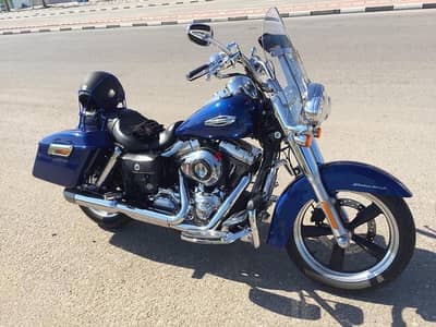 Harley FLD Switchback 2015 Odo 9000km for Sale  (Very Catchy  price)