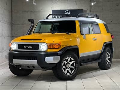 Toyota FJ Cruiser 2008 Clean Carfax .