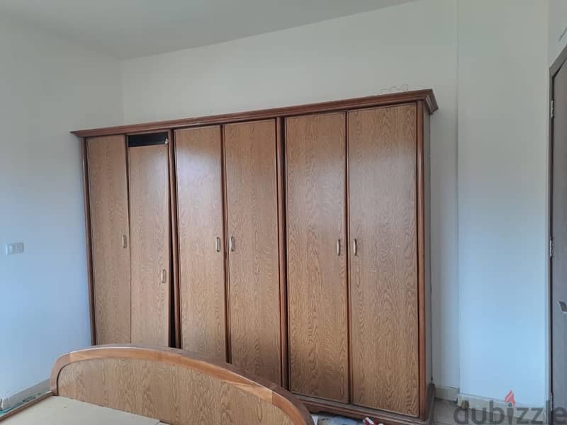 bed and closet for sale 0