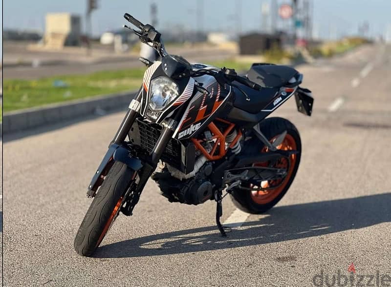 KTM DUKE 390 1