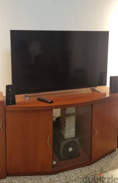 BARELY USED 55" TOSHIBA LED SMART TV