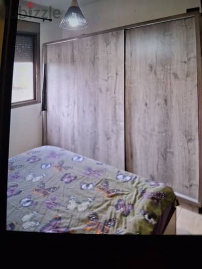 bedroom with mattress kemle like new