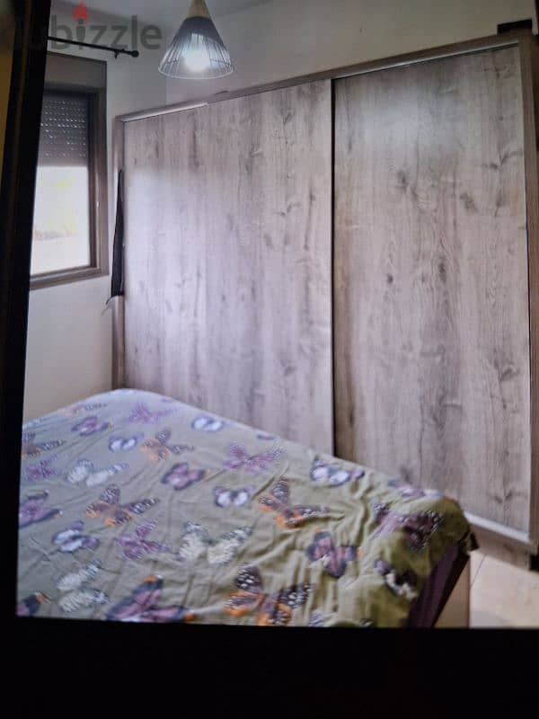 bedroom with mattress kemle like new 0