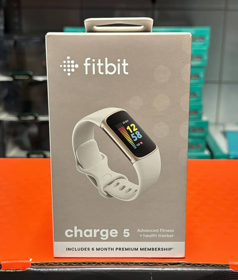 Fitbit Charge 5 soft gold stainless steel case & lunar white band 0