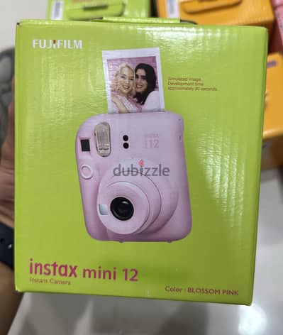 Fujifilm instax mini 12 blossom pink great & new offer