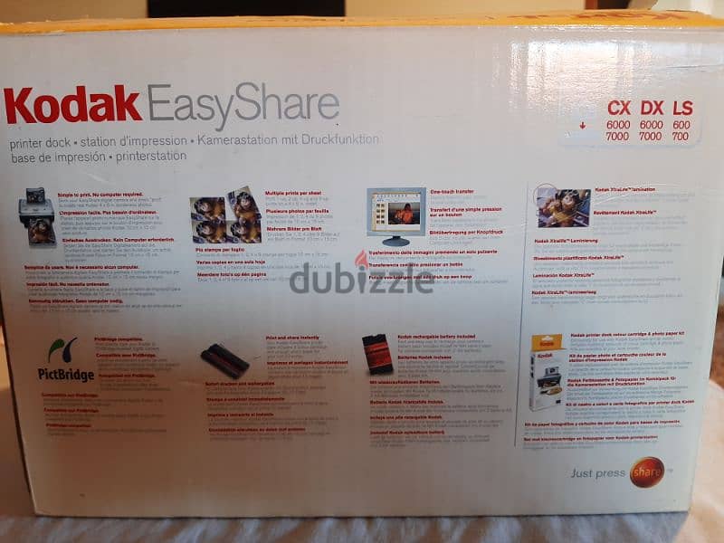 kodak EasyShare camera with photo printer 12