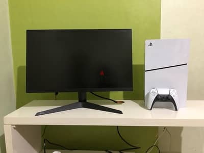 PS5 Slim 1TB used like new | 1 Controller | Monitor LG 24 inch 165 hz